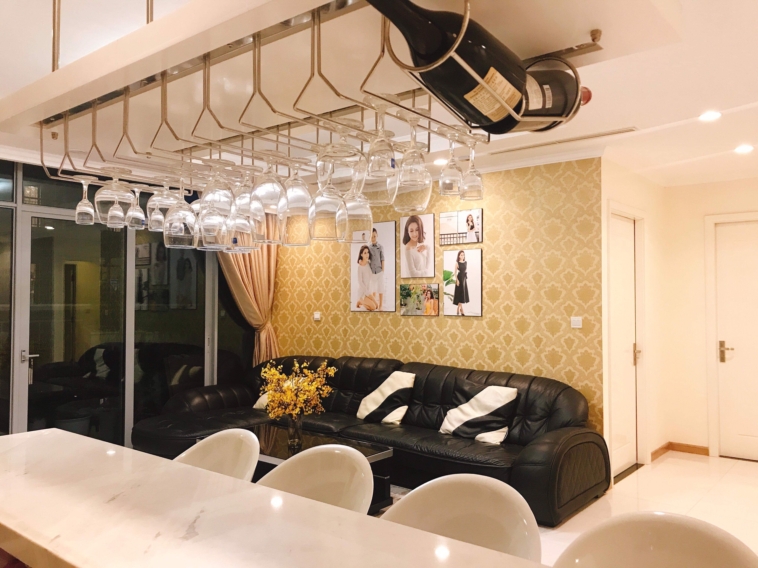 Cần cho thuê căn 3pn tòa Central 1 giá 1600$ dự án vinhomes central park